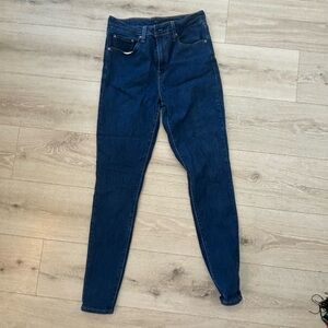 Levi’s skinny jeans dark wash 29x30